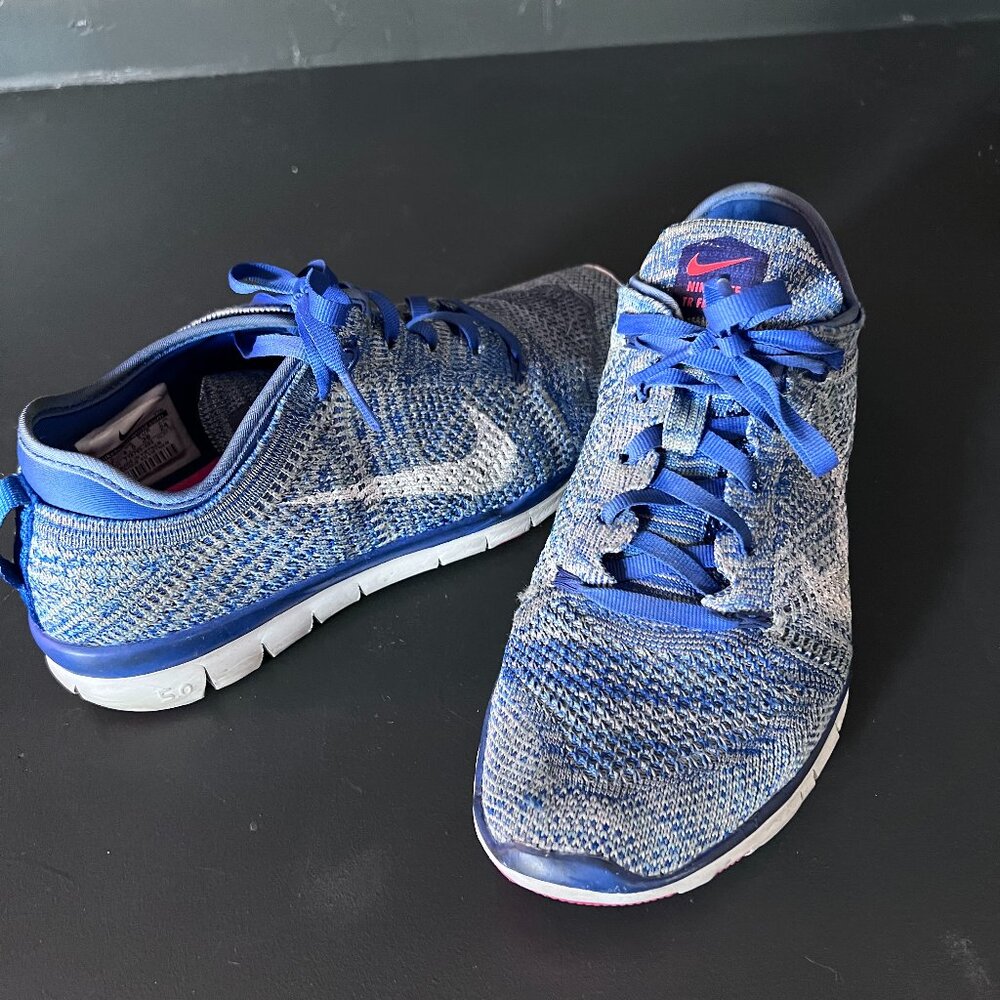 Nike Flyknit Racer Women's (7)